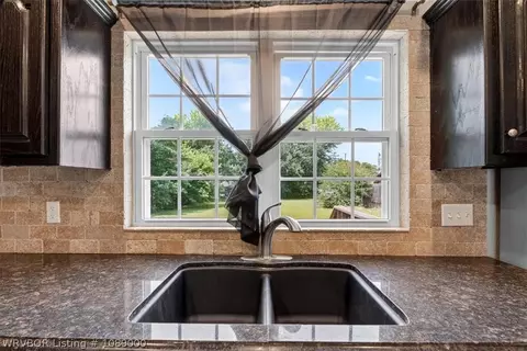 Kitchen - 4204 S 17th St, Fort Smith, AR 72901 photo 2 of 3