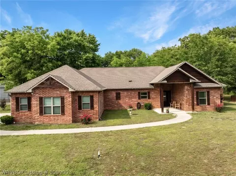 201 Elm Blvd, Van Buren, AR 72956