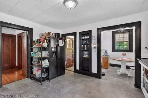 Entry Way - 615 E Short Mountain St, Paris, AR 72855 photo 1 of 2