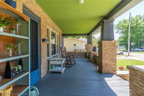 Exterior - 615 E Short Mountain St, Paris, AR 72855 photo 6 of 17