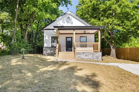 1423 Lyman, Fort Smith, AR 72904