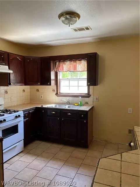 Other - 715 S 20th St, Fort Smith, AR 72901 photo 2 of 8