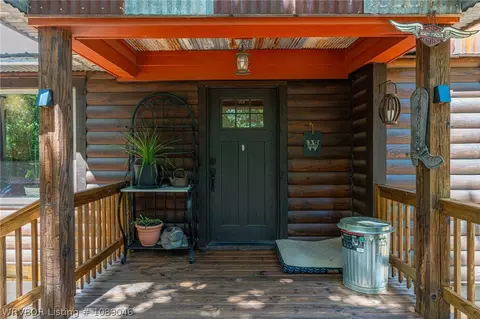Exterior - 7817 Hill Top Ter, Hackett, AR 72937 photo 2 of 20