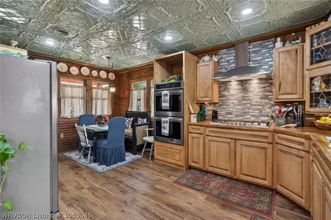 Kitchen - 7817 Hill Top Ter, Hackett, AR 72937 photo 2 of 3