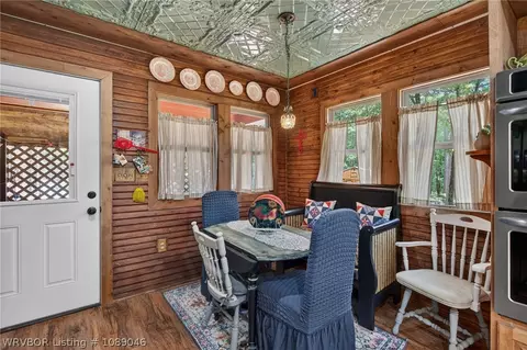 Dining - 7817 Hill Top Ter, Hackett, AR 72937 photo 3 of 3