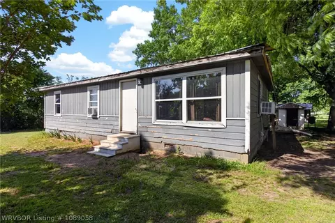 601 N A, Quinton, OK 74561