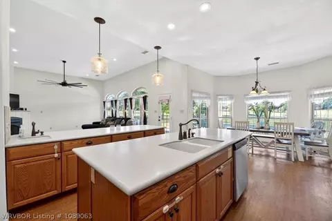 Kitchen - 303 Fine Pl, Alma, AR 72921 photo 3 of 4