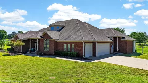 Exterior - 303 Fine Pl, Alma, AR 72921 photo 17 of 25