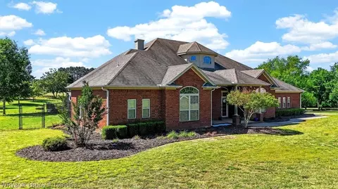 Exterior - 303 Fine Pl, Alma, AR 72921 photo 19 of 25
