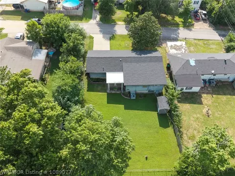 View/Area - 4615 S 29th St, Fort Smith, AR 72901 photo 2 of 3