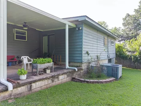 Exterior - 4615 S 29th St, Fort Smith, AR 72901 photo 9 of 12