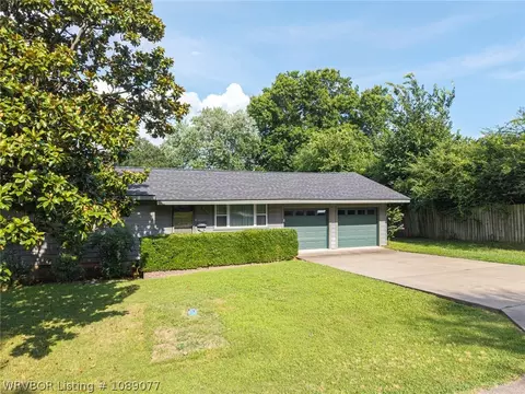 Exterior - 4615 S 29th St, Fort Smith, AR 72901 photo 4 of 12