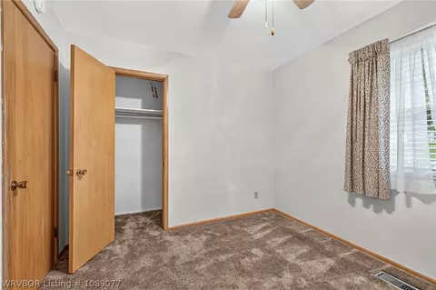 Bedroom - 4615 S 29th St, Fort Smith, AR 72901 photo 2 of 8