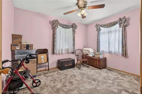 Bedroom - 4615 S 29th St, Fort Smith, AR 72901 photo 5 of 8
