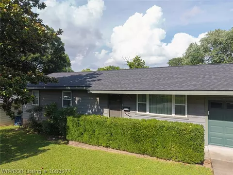 Exterior - 4615 S 29th St, Fort Smith, AR 72901 photo 6 of 12