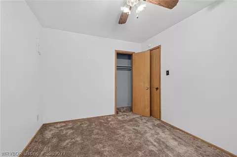 Bedroom - 4615 S 29th St, Fort Smith, AR 72901 photo 4 of 8