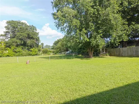 Exterior - 4615 S 29th St, Fort Smith, AR 72901 photo 12 of 12