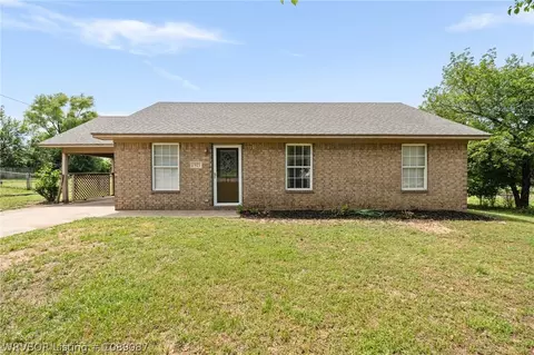 1921 Spilman St, Sallisaw, OK 74955