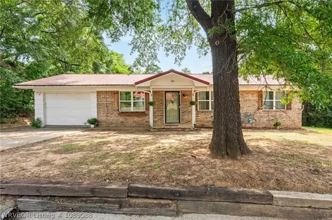 102 Lee St, Poteau, OK 74953
