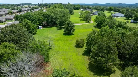 5601 Rye Bnd, Fort Smith, AR 72916 photo 2