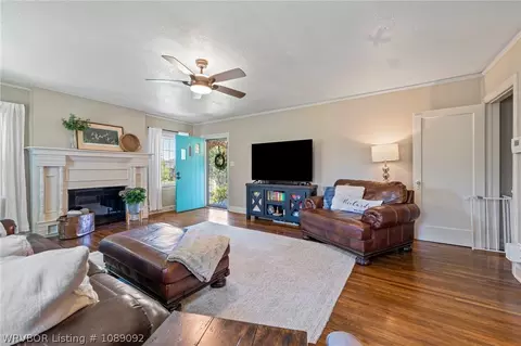 Entry Way - 2410 S M St, Fort Smith, AR 72901 photo 1 of 3