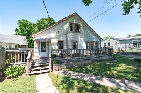 Exterior - 2410 S M St, Fort Smith, AR 72901 photo 2 of 7