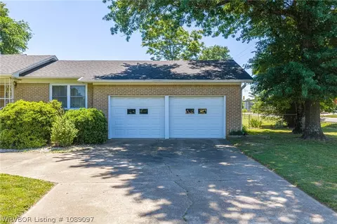 Exterior - 6000 Euper Ln, Fort Smith, AR 72903 photo 6 of 17