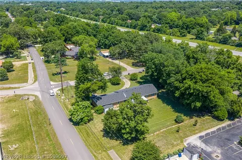 View/Area - 6000 Euper Ln, Fort Smith, AR 72903 photo 7 of 9