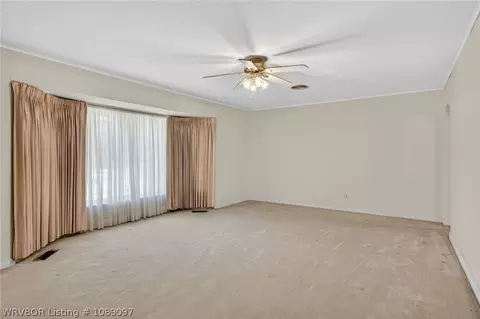 Living - 6000 Euper Ln, Fort Smith, AR 72903 photo 1 of 4