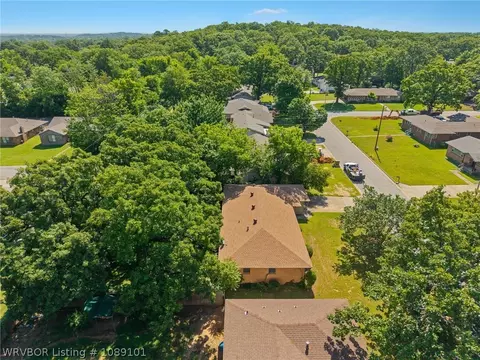 View/Area - 3823 Dallas St, Fort Smith, AR 72903 photo 3 of 7