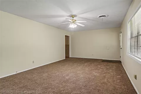 Living - 3823 Dallas St, Fort Smith, AR 72903 photo 2 of 2
