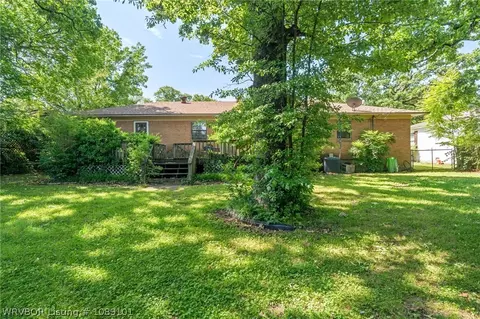 Exterior - 3823 Dallas St, Fort Smith, AR 72903 photo 6 of 10