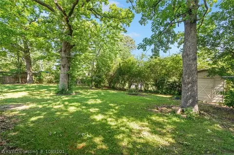 Exterior - 3823 Dallas St, Fort Smith, AR 72903 photo 4 of 10