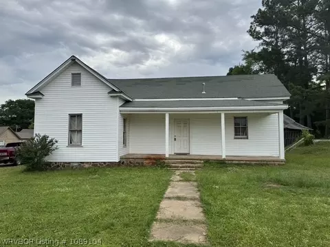 118 Wood St, Charleston, AR 72933