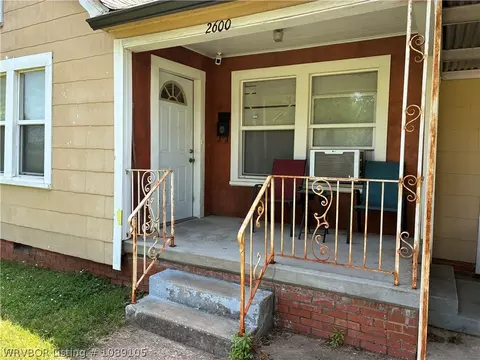 Exterior - 2600 S M St, Fort Smith, AR 72901 photo 9 of 10