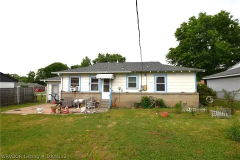 Exterior - 3720 E 2nd St, Tulsa, OK 74112 photo 6 of 8