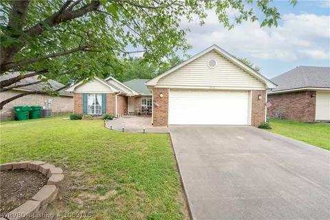 7912 S 24th St, Fort Smith, AR 72908