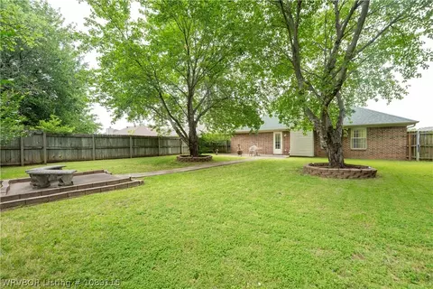 Exterior - 7912 S 24th St, Fort Smith, AR 72908 photo 4 of 8