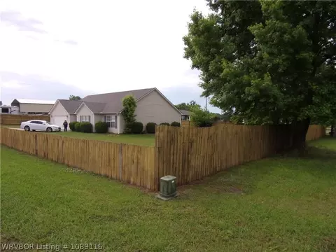 2929 Hatties Ln, Ozark, AR 72949