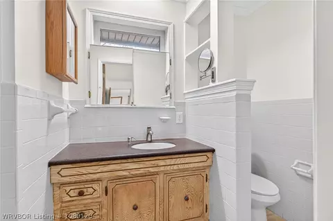 Bath - 5414 Rye Hill Rd, Fort Smith, AR 72916 photo 5 of 7