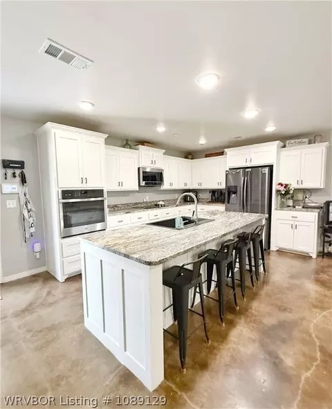 Kitchen - 40501 210th Ave, Howe, OK 74940 photo 4 of 6