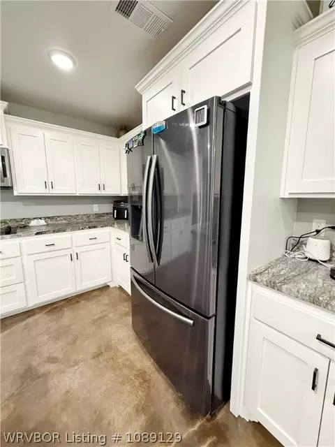 Kitchen - 40501 210th Ave, Howe, OK 74940 photo 6 of 6