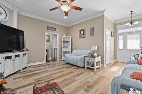 Entry Way - 12904 Diamond Ln, Fort Smith, AR 72916 photo 2 of 3