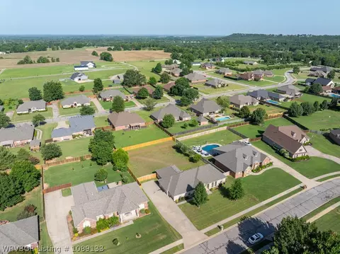 View/Area - 12904 Diamond Ln, Fort Smith, AR 72916 photo 6 of 11