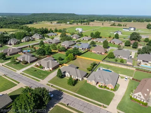 View/Area - 12904 Diamond Ln, Fort Smith, AR 72916 photo 4 of 11