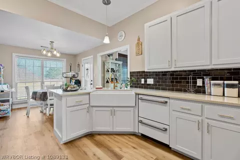 Kitchen - 12904 Diamond Ln, Fort Smith, AR 72916 photo 1 of 3