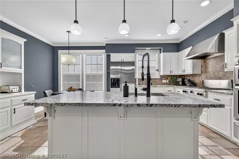 Kitchen - 5112 Park Ave, Fort Smith, AR 72903 photo 3 of 7