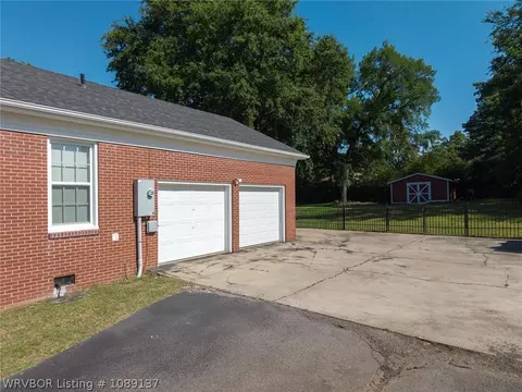 Exterior - 5112 Park Ave, Fort Smith, AR 72903 photo 11 of 14