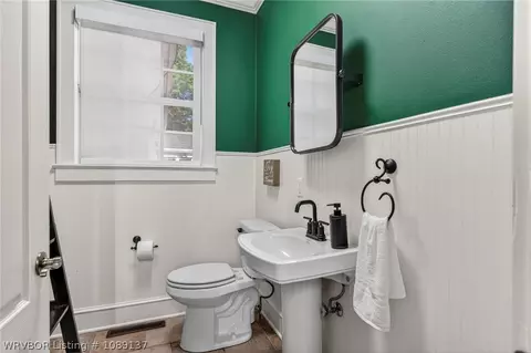 Bath - 5112 Park Ave, Fort Smith, AR 72903 photo 1 of 7