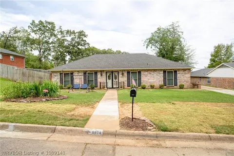 Exterior - 6920 Riviera Dr, Fort Smith, AR 72903 photo 7 of 16
